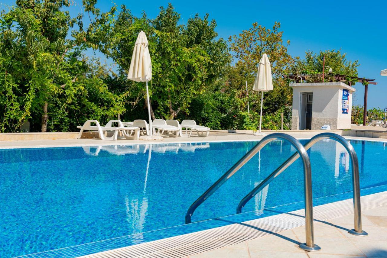 Menada Apolon Apartments Sozopol Exterior photo