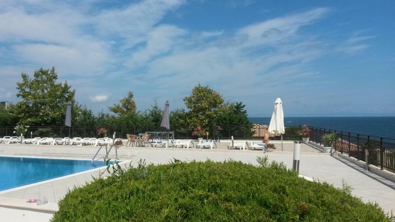 Menada Apolon Apartments Sozopol Exterior photo