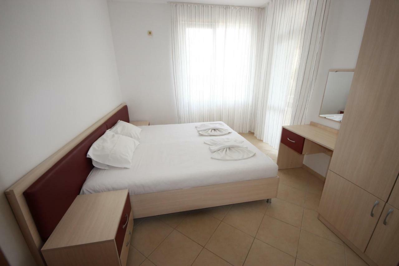 Menada Apolon Apartments Sozopol Exterior photo